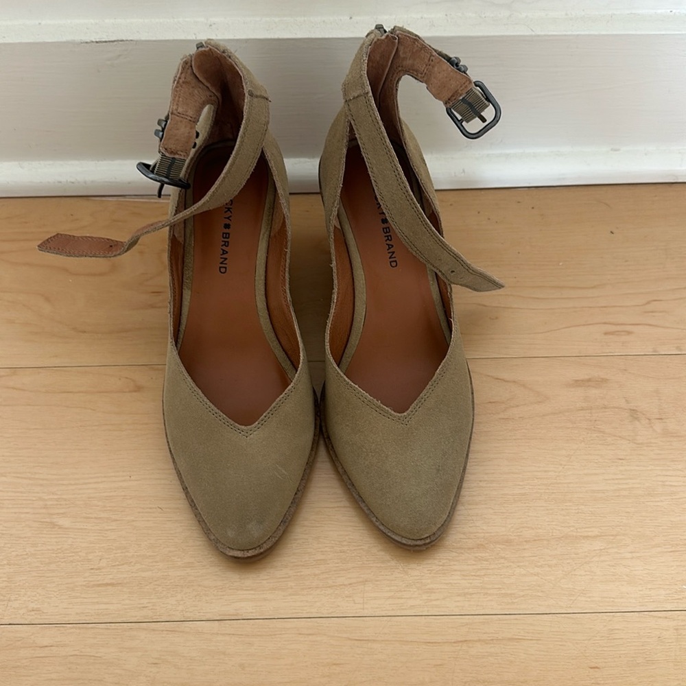 Lucky Brand shoes